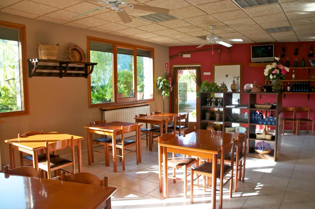 Habitacions Aurora Hotel Sant Pau de Seguries Ngoại thất bức ảnh